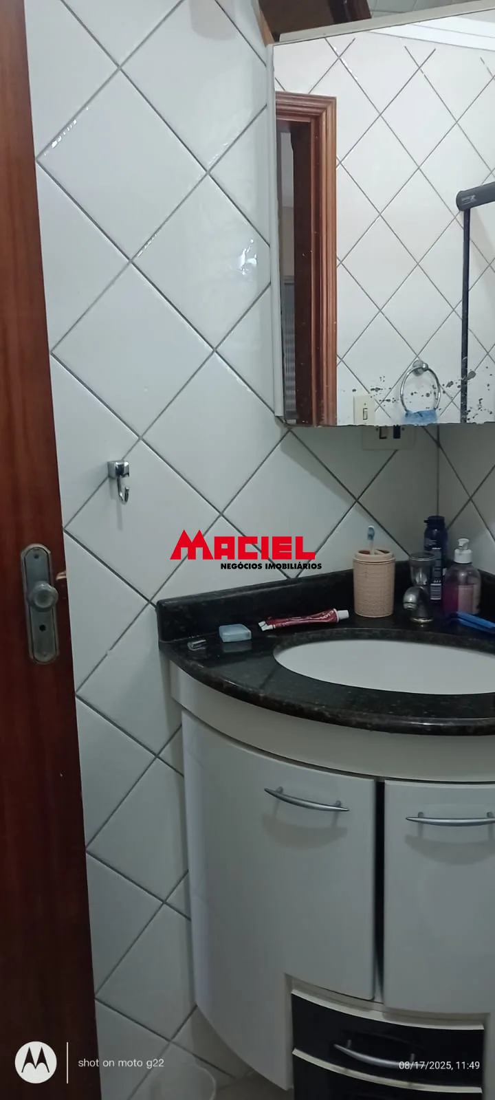 Comprar Apartamento / Padr&atilde;o em S&atilde;o Jos&eacute; dos Campos R$ 340.000,00 - Foto 15