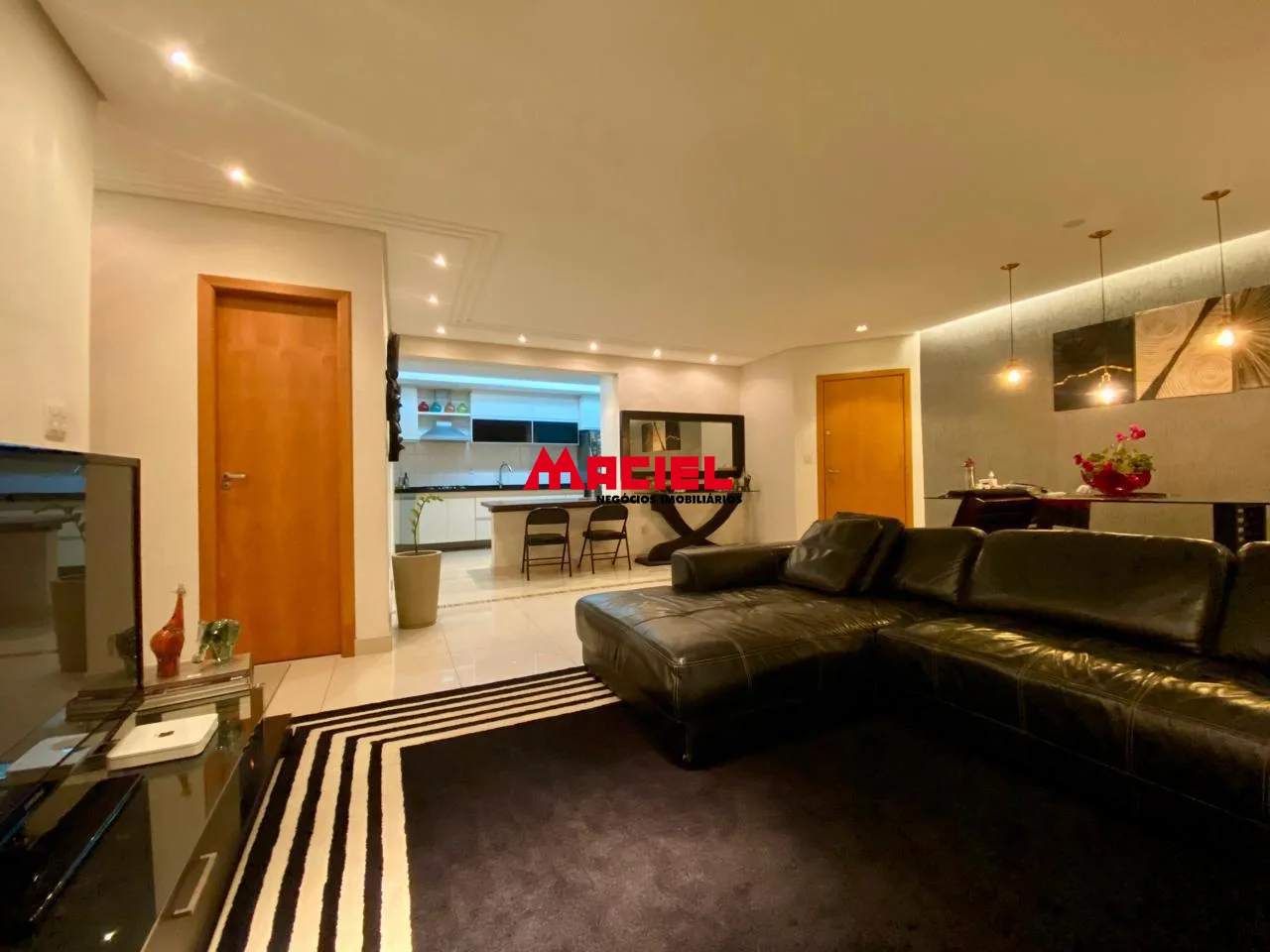 Comprar Apartamento / Padr&atilde;o em S&atilde;o Jos&eacute; dos Campos R$ 1.280.000,00 - Foto 9