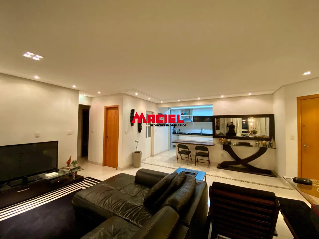 Comprar Apartamento / Padr&atilde;o em S&atilde;o Jos&eacute; dos Campos R$ 1.280.000,00 - Foto 16