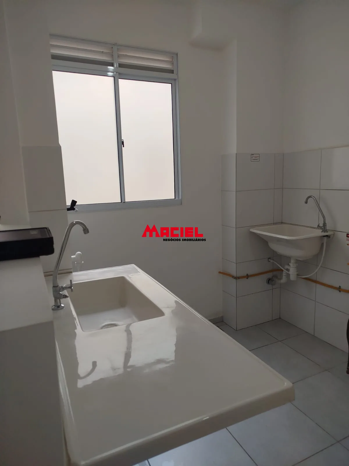 Alugar Apartamento / Padr&atilde;o em S&atilde;o Jos&eacute; dos Campos R$ 1.100,00 - Foto 4