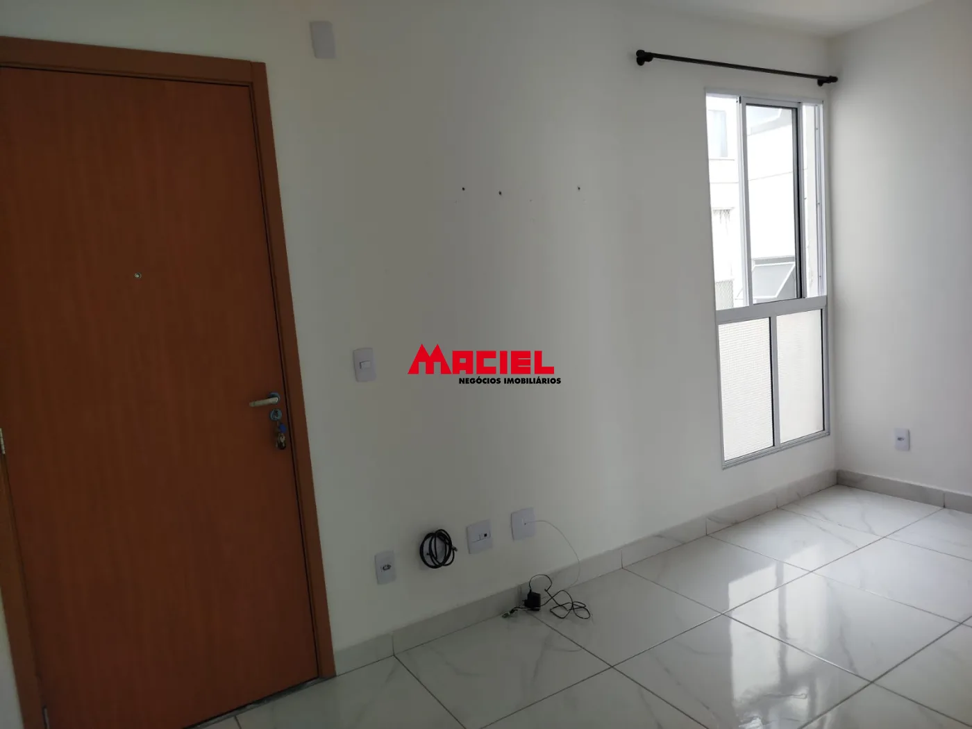 Alugar Apartamento / Padr&atilde;o em S&atilde;o Jos&eacute; dos Campos R$ 1.100,00 - Foto 5
