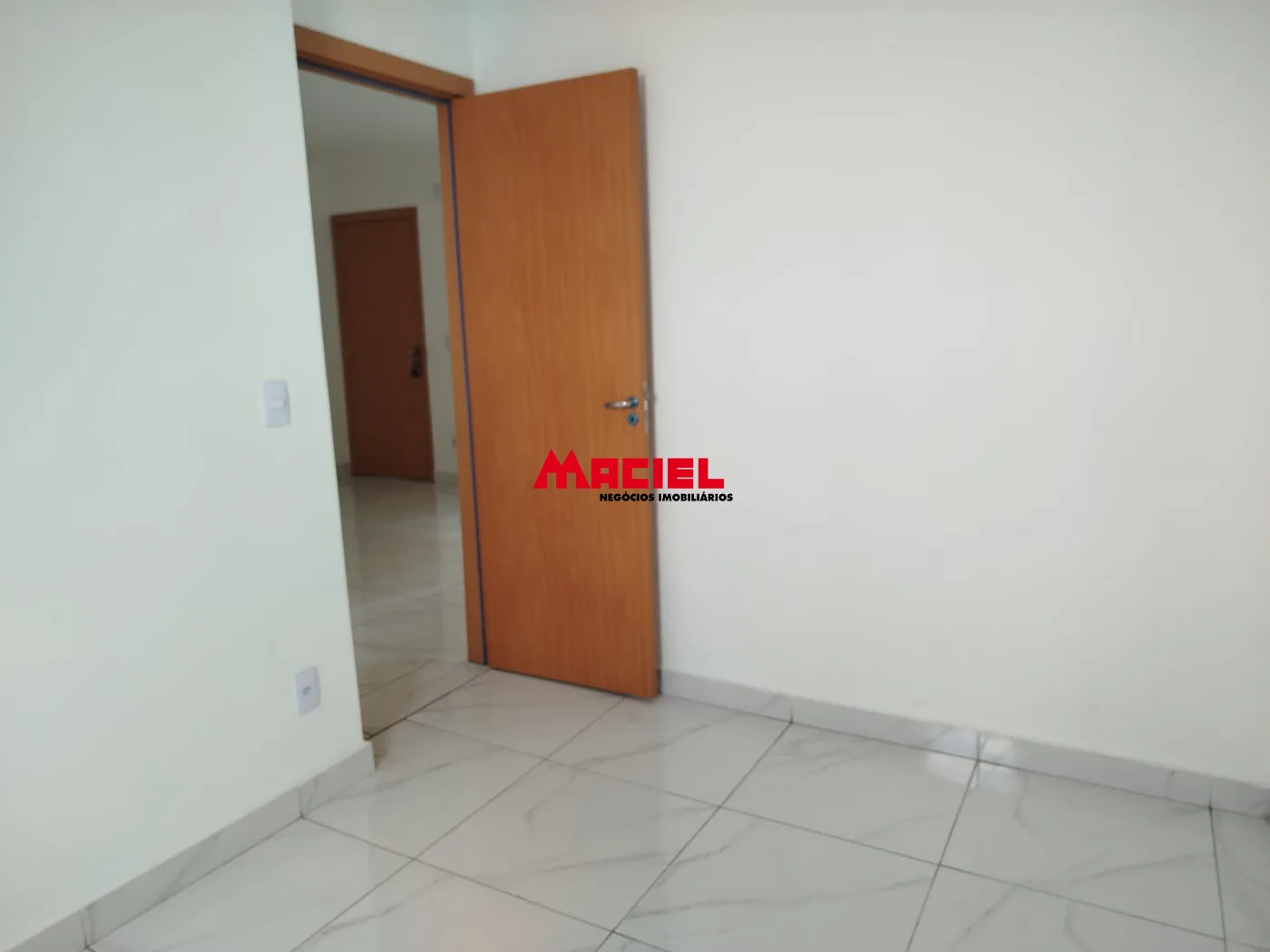 Alugar Apartamento / Padr&atilde;o em S&atilde;o Jos&eacute; dos Campos R$ 1.100,00 - Foto 10