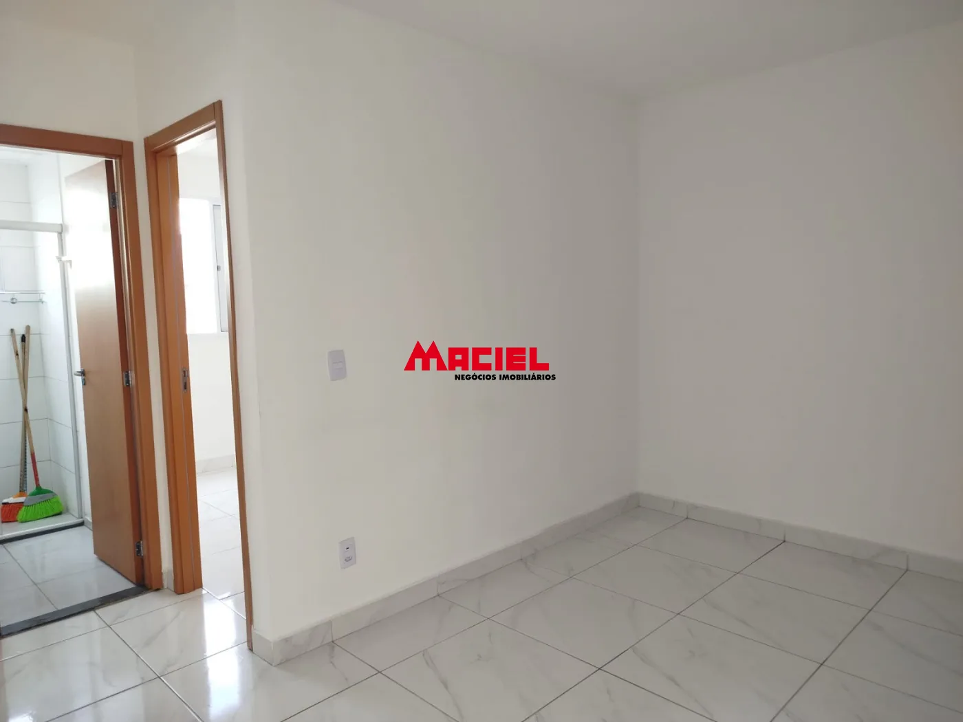 Alugar Apartamento / Padr&atilde;o em S&atilde;o Jos&eacute; dos Campos R$ 1.100,00 - Foto 15