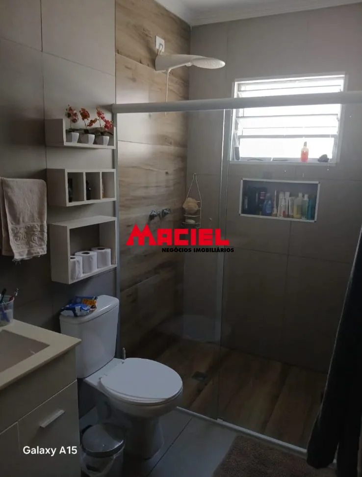 Comprar Casa / Padr&atilde;o em S&atilde;o Jos&eacute; dos Campos R$ 650.000,00 - Foto 3