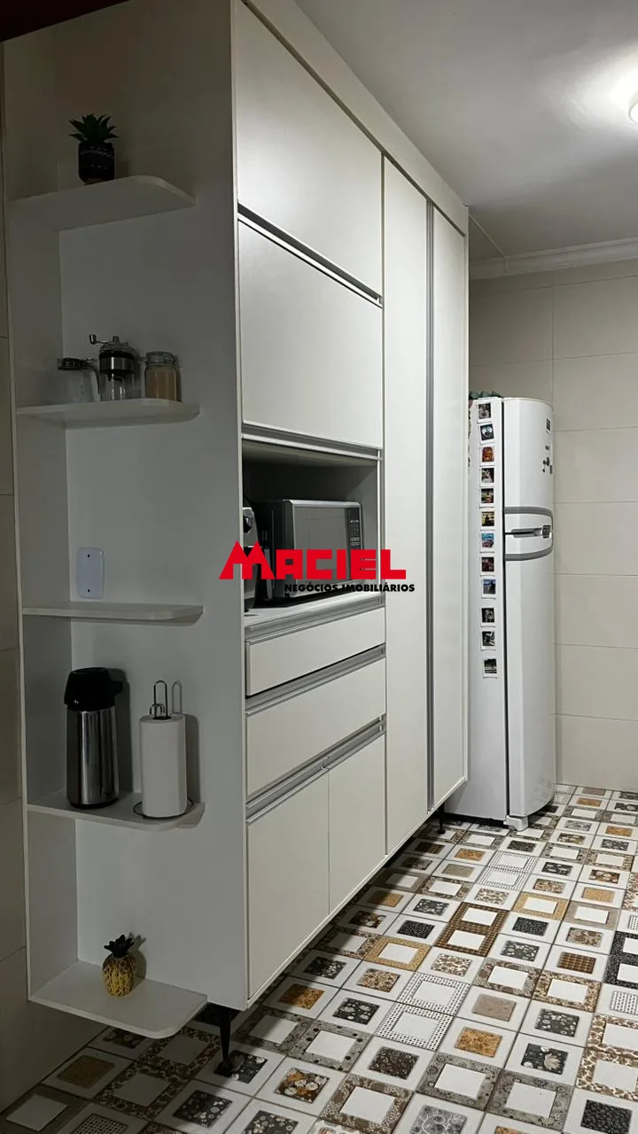 Comprar Casa / Sobrado em S&atilde;o Jos&eacute; dos Campos R$ 680.000,00 - Foto 2