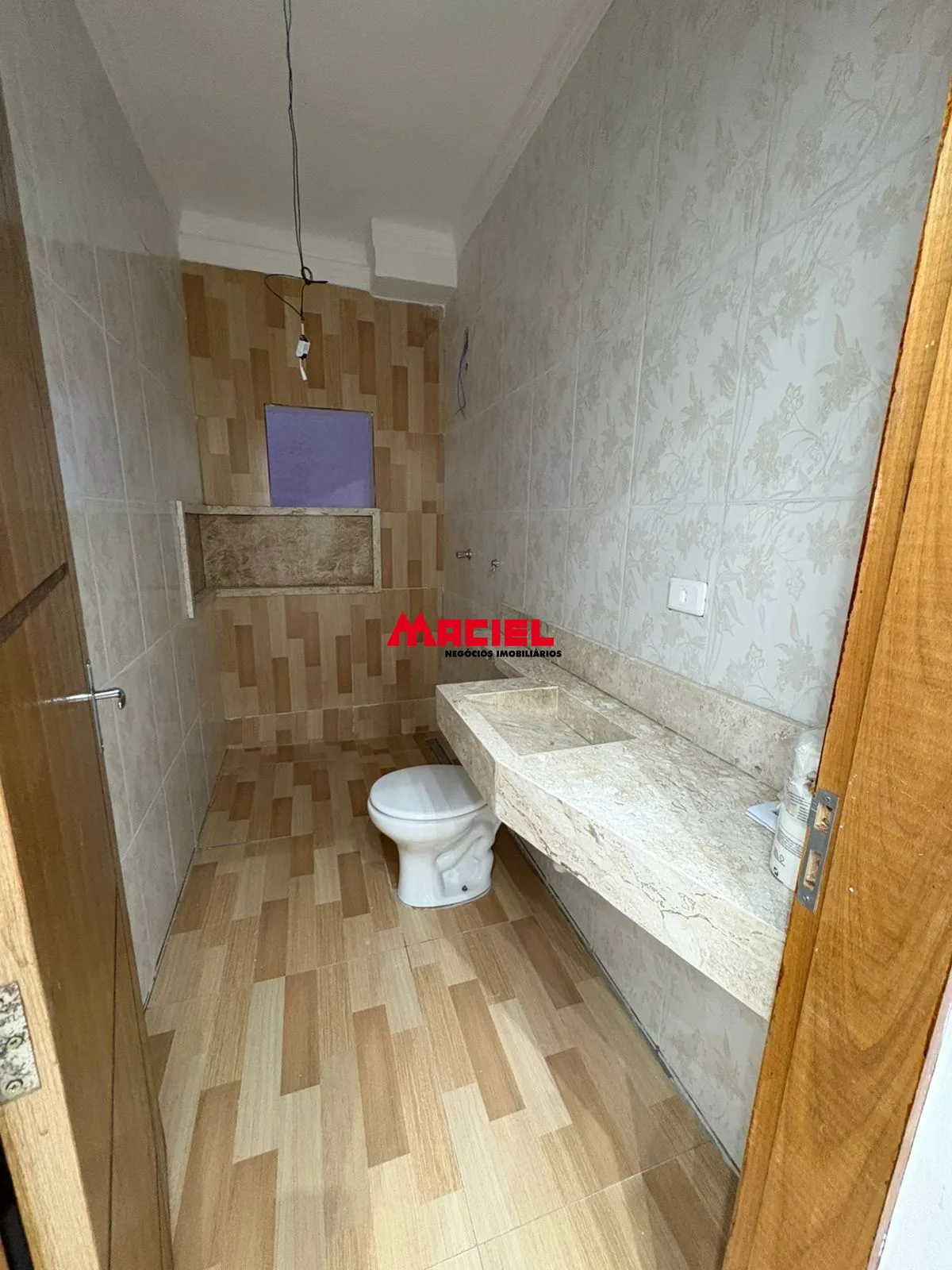 Alugar Casa / Sobrado em Jacare&iacute; R$ 3.000,00 - Foto 17