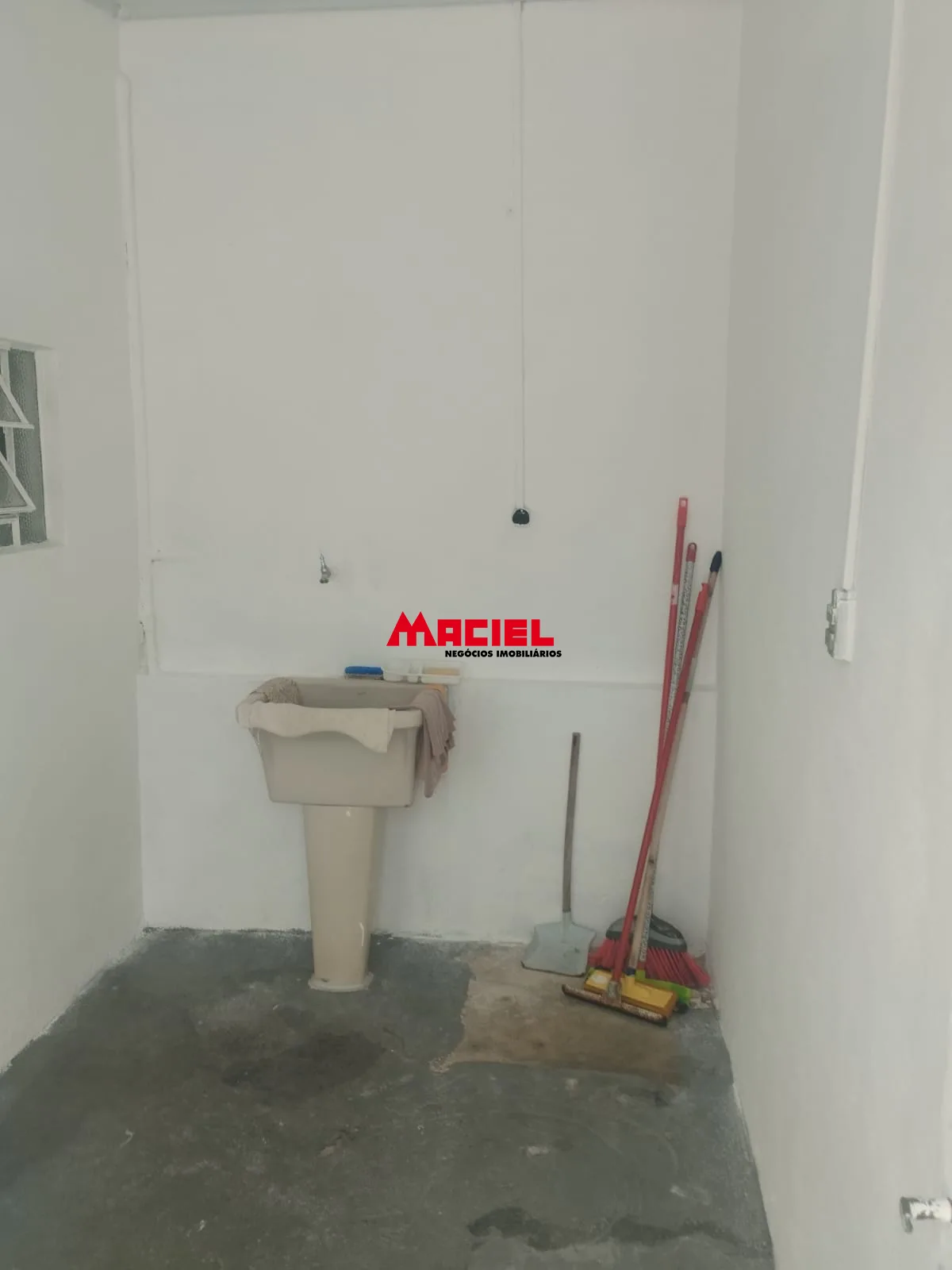 Alugar Casa / Padr&atilde;o em S&atilde;o Jos&eacute; dos Campos R$ 2.590,00 - Foto 13