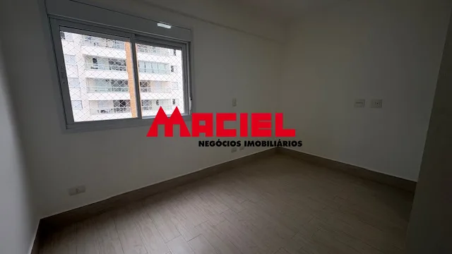 Alugar Apartamento / Padr&atilde;o em S&atilde;o Jos&eacute; dos Campos R$ 4.200,00 - Foto 14