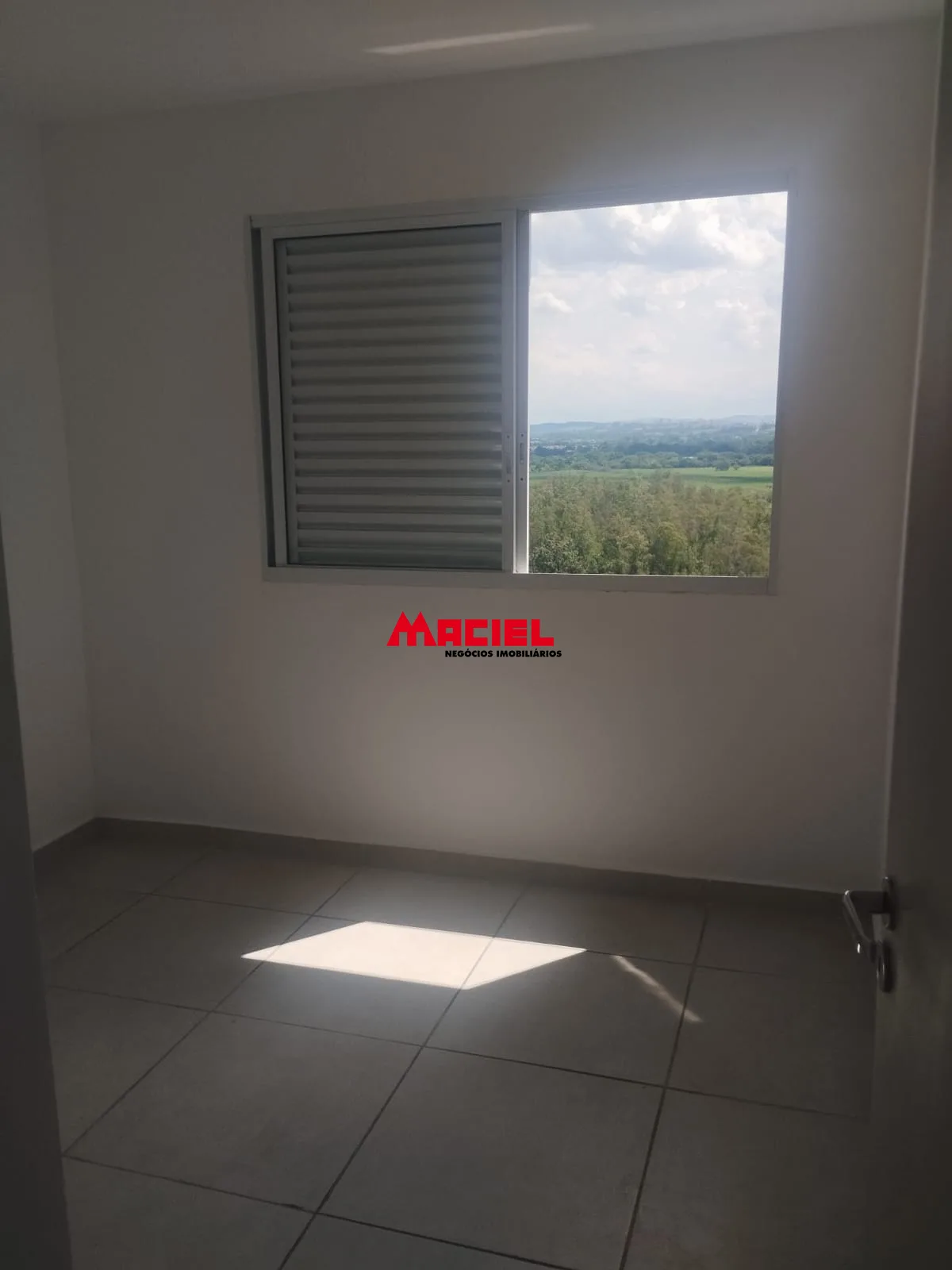 Alugar Apartamento / Padr&atilde;o em S&atilde;o Jos&eacute; dos Campos R$ 1.650,00 - Foto 20