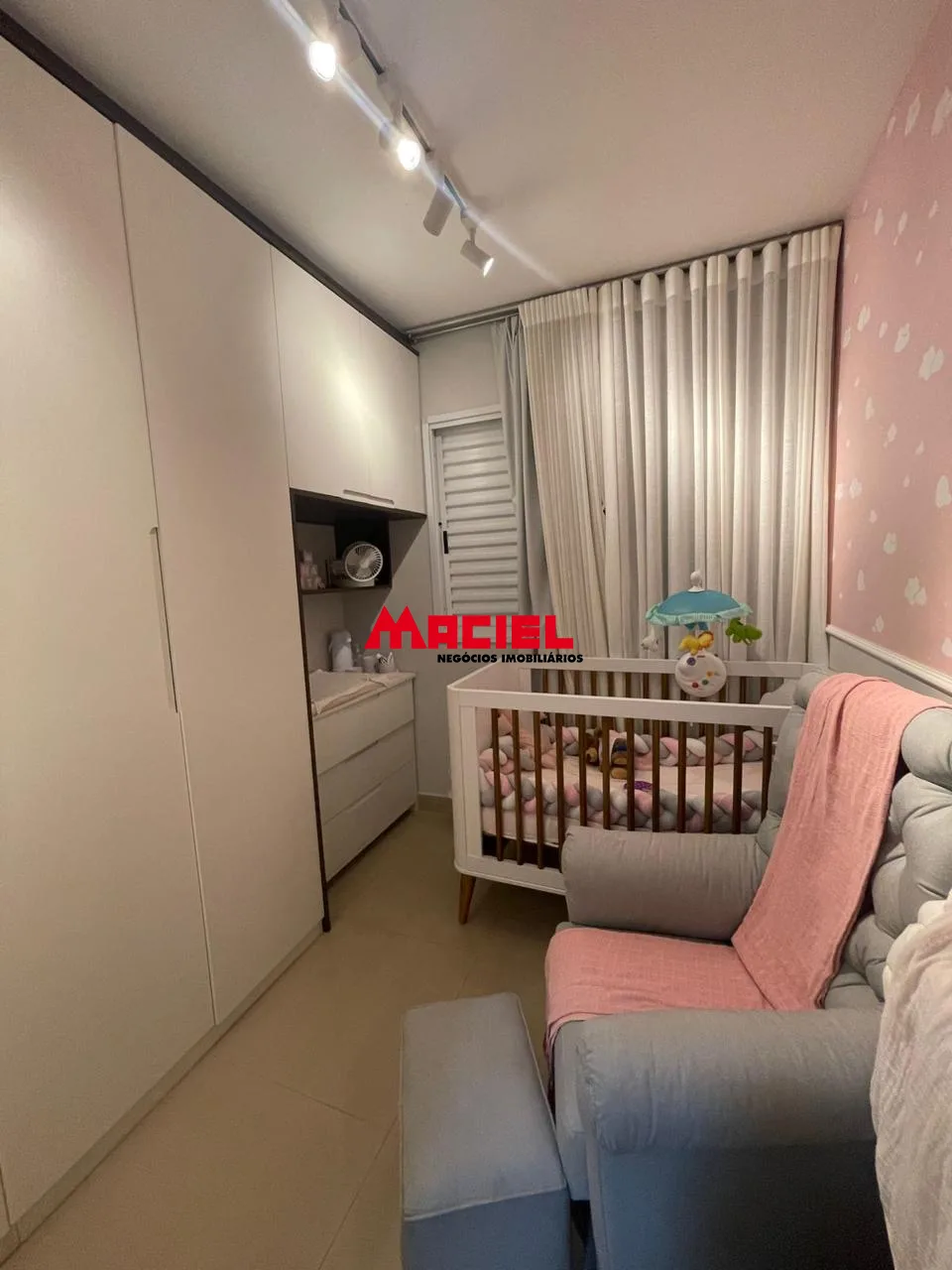 Comprar Apartamento / Padr&atilde;o em S&atilde;o Jos&eacute; dos Campos R$ 320.000,00 - Foto 4