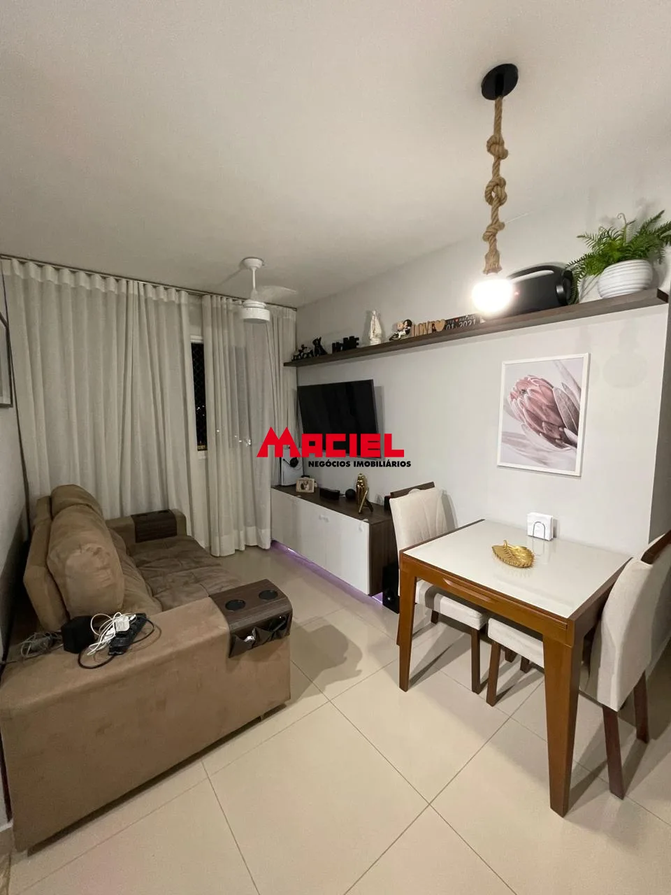 Comprar Apartamento / Padr&atilde;o em S&atilde;o Jos&eacute; dos Campos R$ 320.000,00 - Foto 6