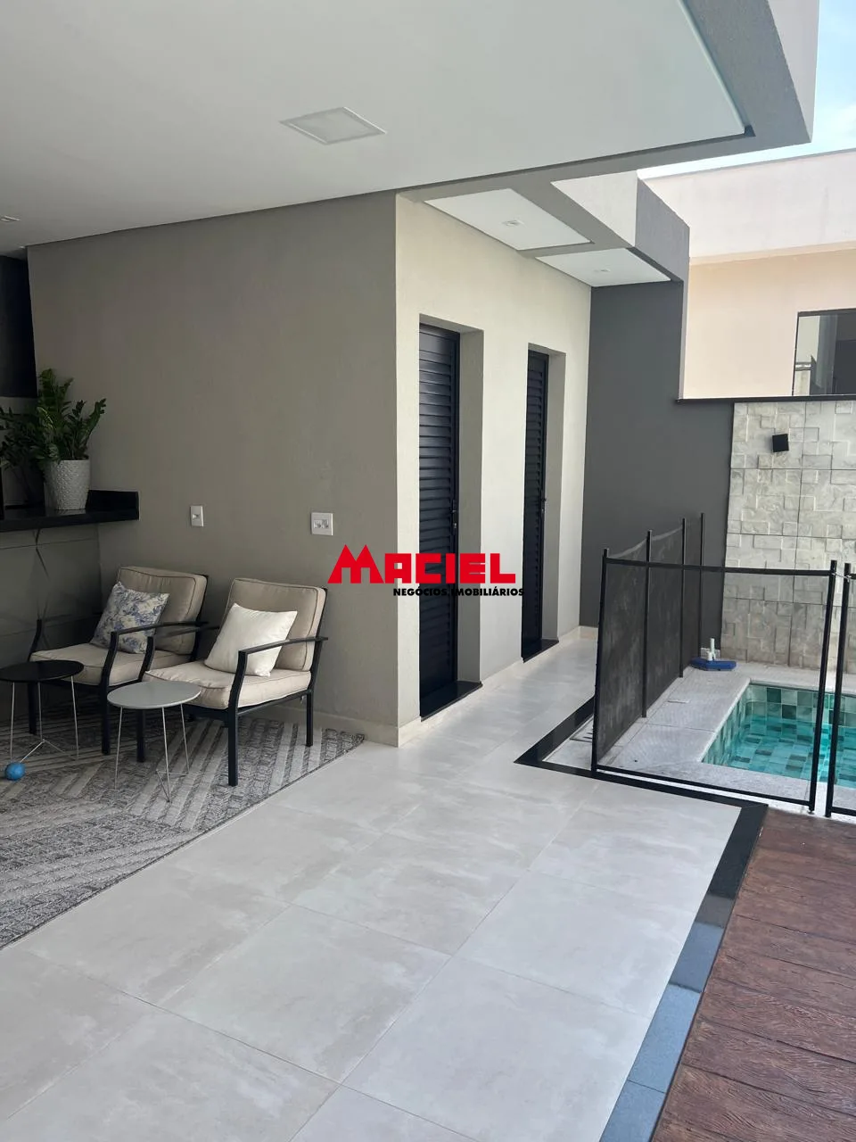 Alugar Casa / Condom&iacute;nio em S&atilde;o Jos&eacute; dos Campos R$ 11.000,00 - Foto 1