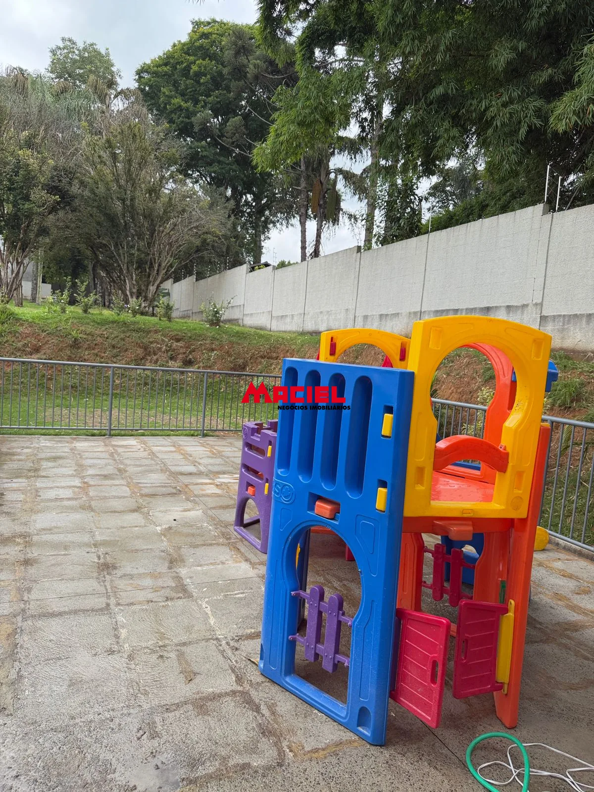 Comprar Apartamento / Padr&atilde;o em S&atilde;o Jos&eacute; dos Campos R$ 220.000,00 - Foto 4