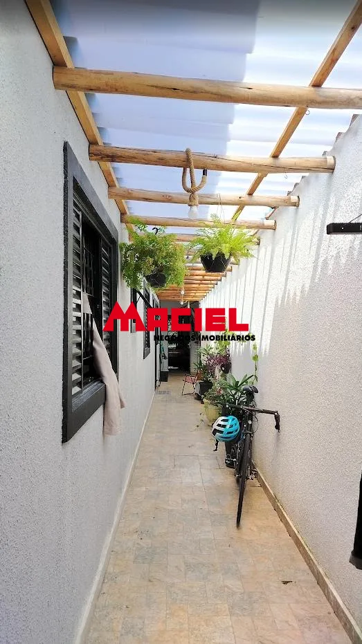 Comprar Casa / Padr&atilde;o em S&atilde;o Jos&eacute; dos Campos R$ 450.000,00 - Foto 17