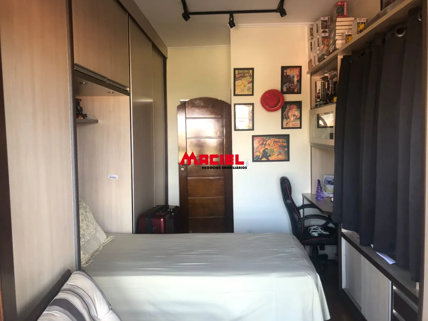 Comprar Casa / Padr&atilde;o em Ca&ccedil;apava R$ 750.000,00 - Foto 17