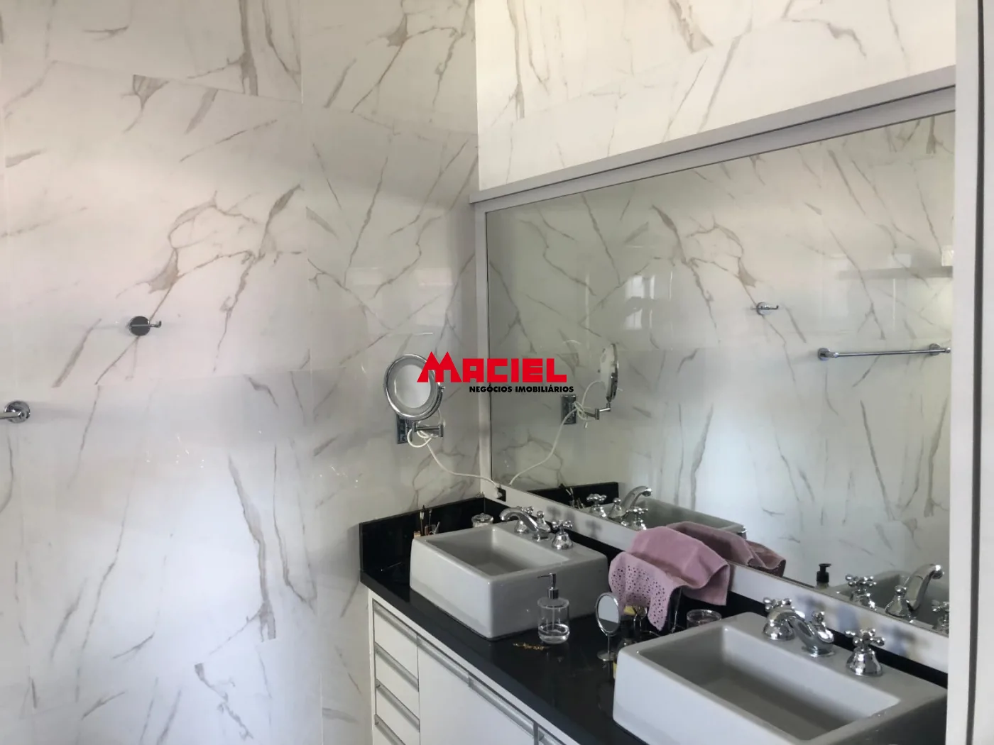 Comprar Casa / Padr&atilde;o em Ca&ccedil;apava R$ 750.000,00 - Foto 20