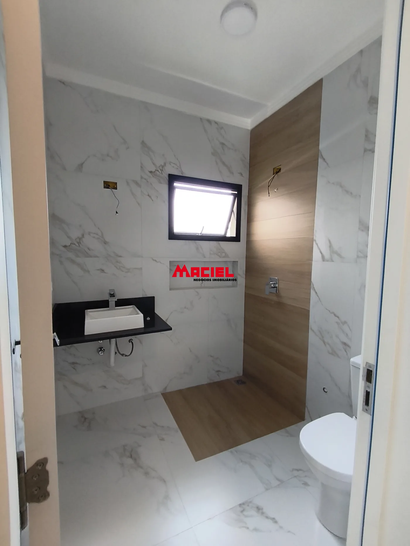 Comprar Casa / Condom&iacute;nio em S&atilde;o Jos&eacute; dos Campos R$ 990.000,00 - Foto 6