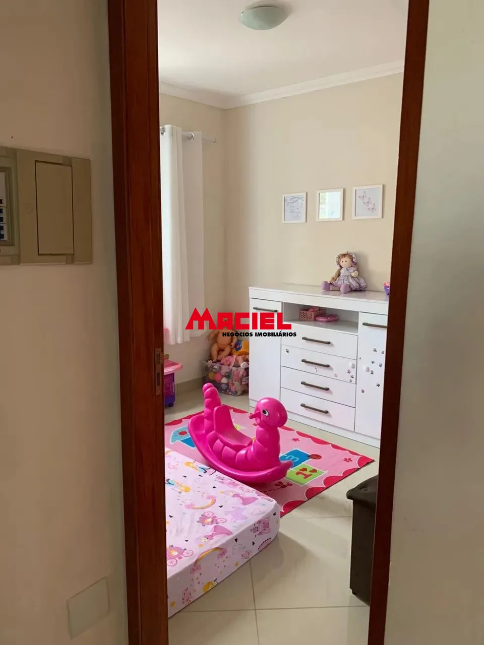 Comprar Apartamento / Padr&atilde;o em S&atilde;o Jos&eacute; dos Campos R$ 425.000,00 - Foto 3