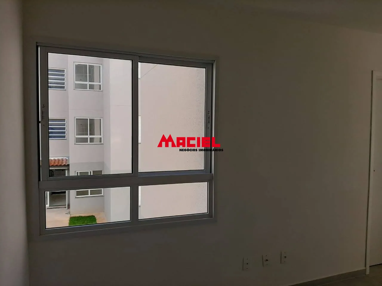 Comprar Apartamento / Padr&atilde;o em S&atilde;o Jos&eacute; dos Campos R$ 160.000,00 - Foto 2