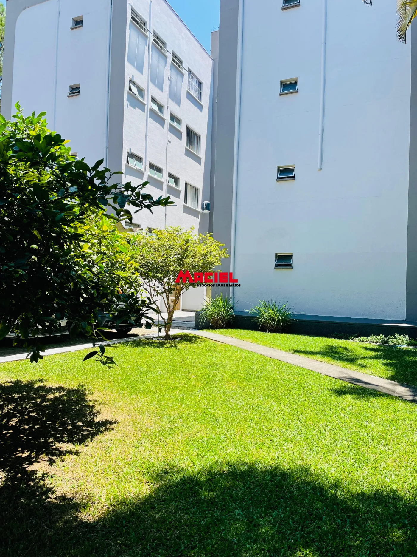 Alugar Apartamento / Padr&atilde;o em S&atilde;o Jos&eacute; dos Campos R$ 2.400,00 - Foto 18