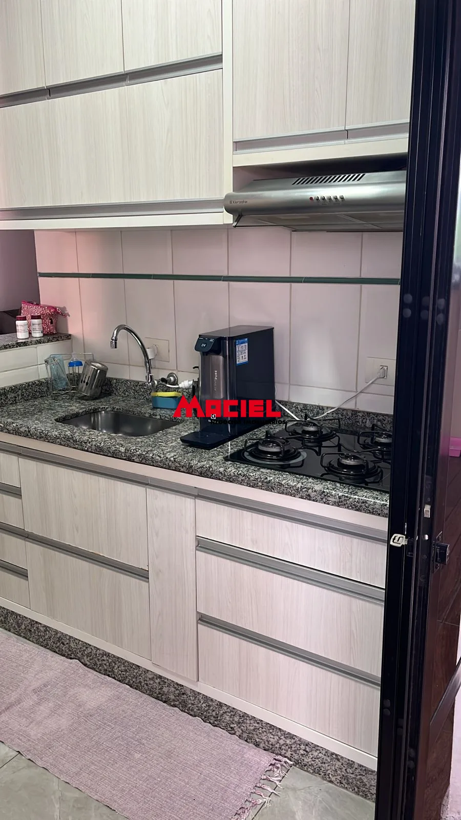 Alugar Casa / Padr&atilde;o em S&atilde;o Jos&eacute; dos Campos R$ 2.200,00 - Foto 5