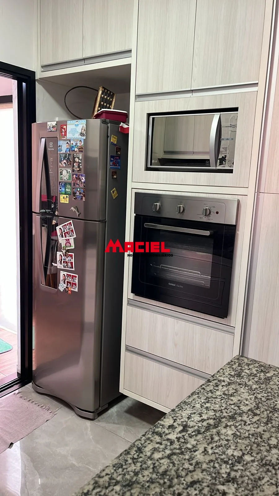 Alugar Casa / Padr&atilde;o em S&atilde;o Jos&eacute; dos Campos R$ 2.200,00 - Foto 7