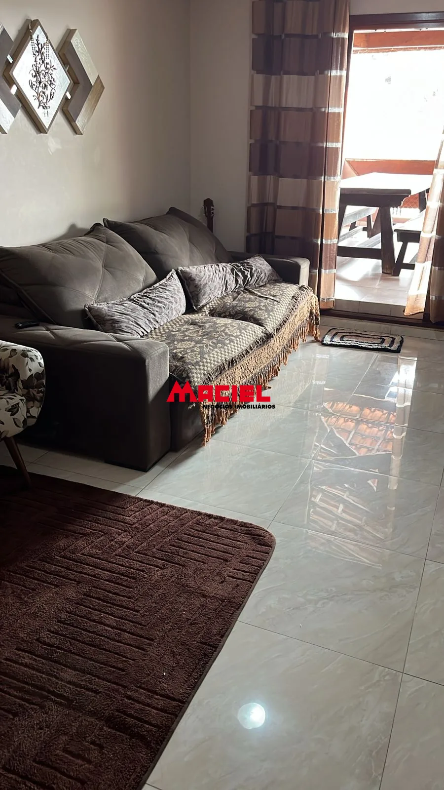 Alugar Casa / Padr&atilde;o em S&atilde;o Jos&eacute; dos Campos R$ 2.200,00 - Foto 18