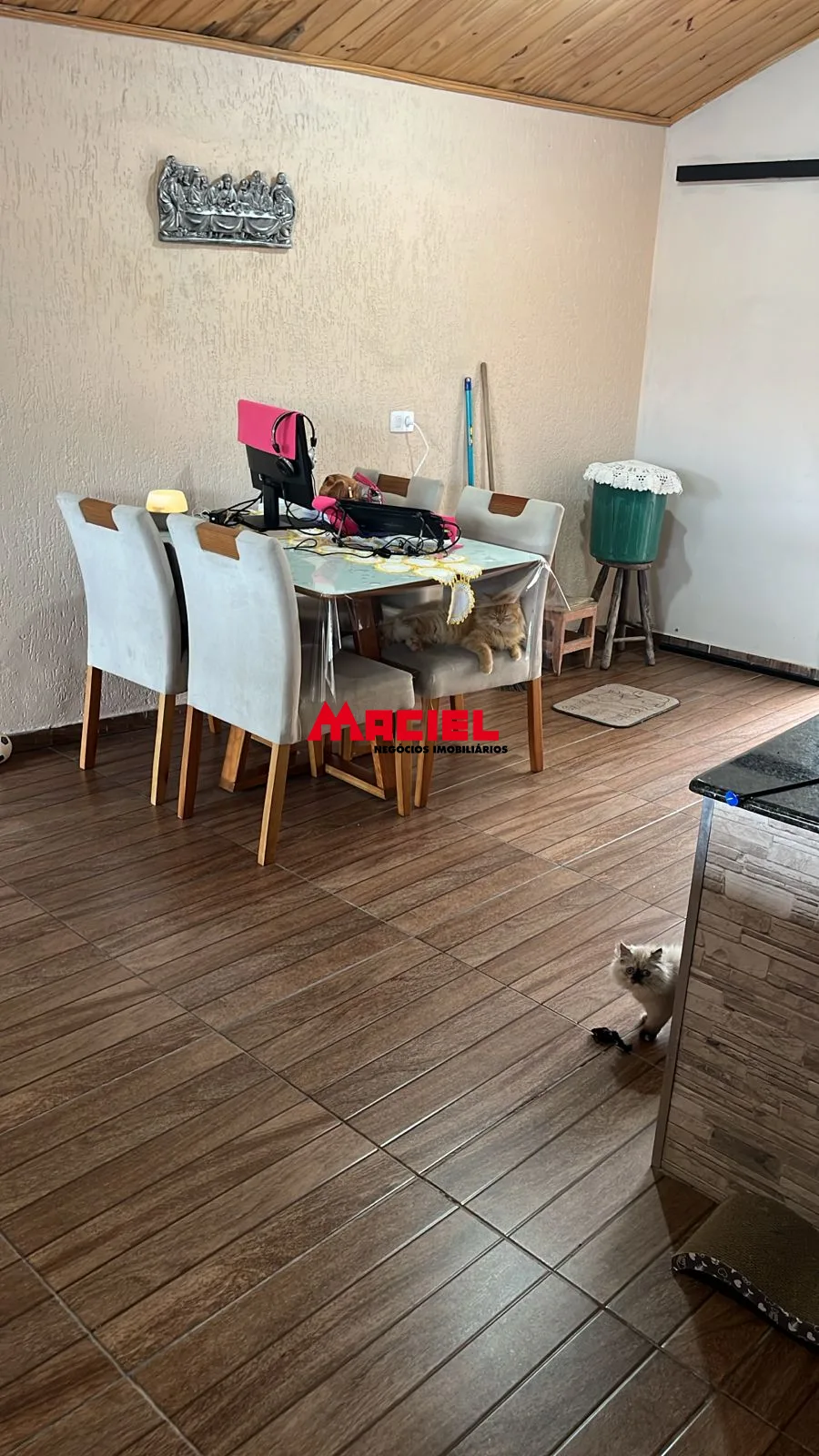 Alugar Casa / Padr&atilde;o em S&atilde;o Jos&eacute; dos Campos R$ 2.200,00 - Foto 31