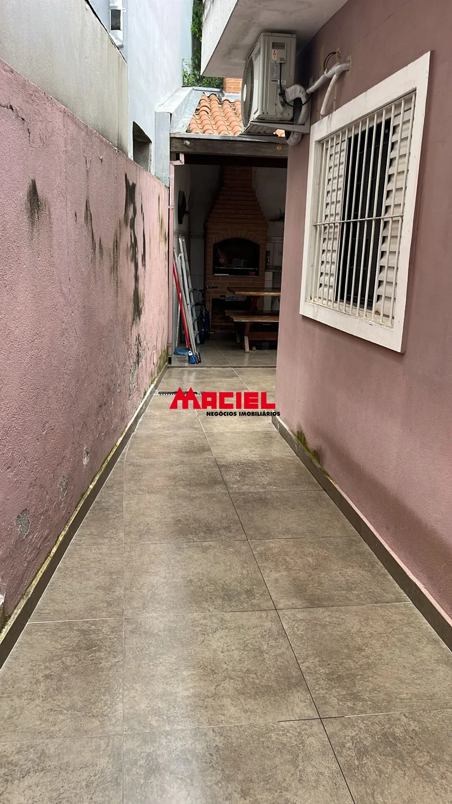 Alugar Casa / Padr&atilde;o em S&atilde;o Jos&eacute; dos Campos R$ 2.200,00 - Foto 35