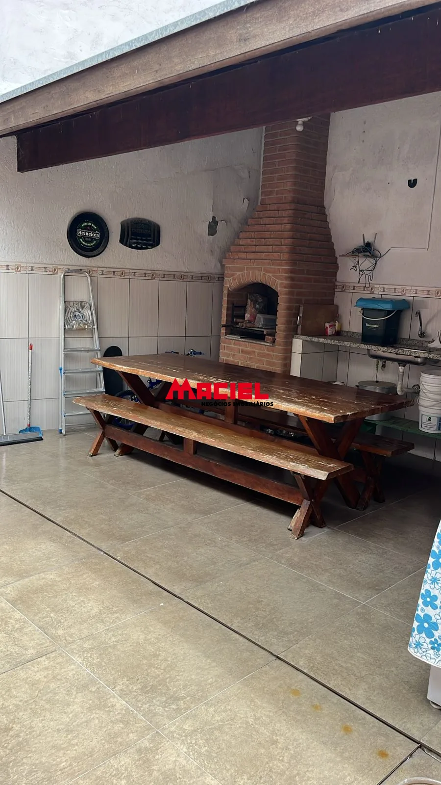 Alugar Casa / Padr&atilde;o em S&atilde;o Jos&eacute; dos Campos R$ 2.200,00 - Foto 42