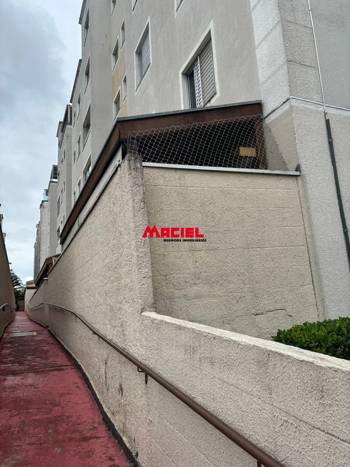 Comprar Apartamento / Padr&atilde;o em S&atilde;o Jos&eacute; dos Campos R$ 340.000,00 - Foto 3