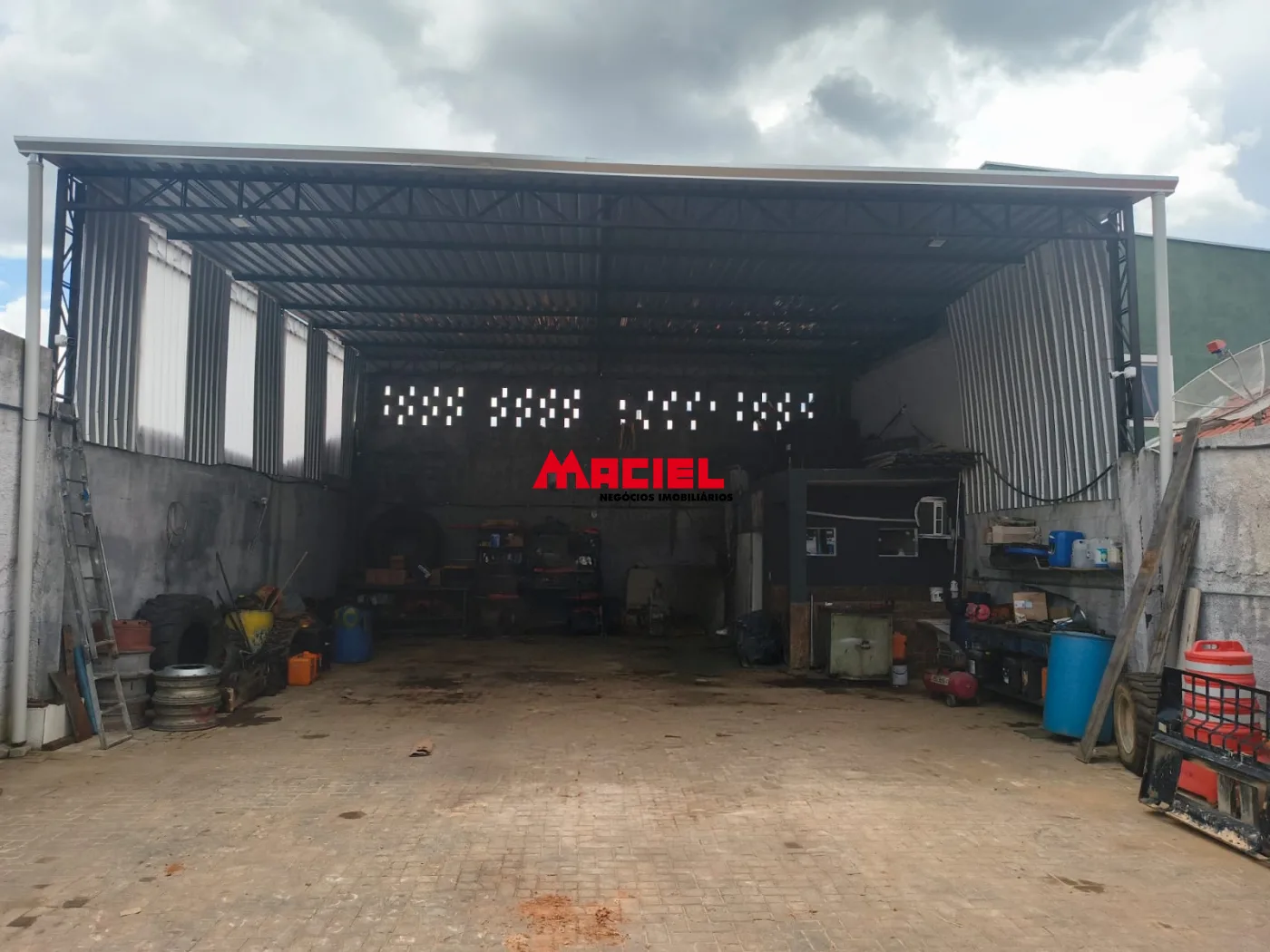 Comprar Comercial / Galp&atilde;o em S&atilde;o Jos&eacute; dos Campos R$ 460.000,00 - Foto 1