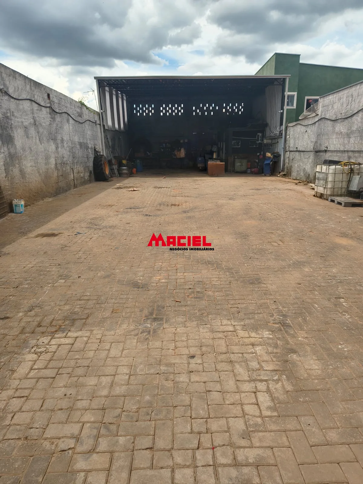 Comprar Comercial / Galp&atilde;o em S&atilde;o Jos&eacute; dos Campos R$ 460.000,00 - Foto 7