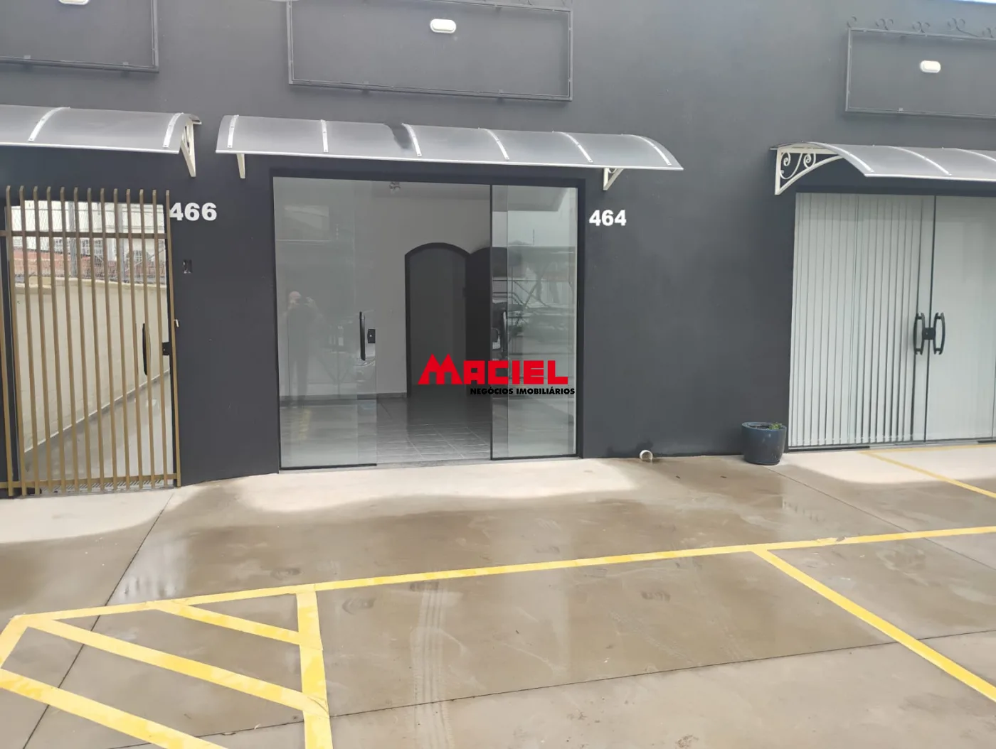 Alugar Comercial / Sala em S&atilde;o Jos&eacute; dos Campos R$ 2.000,00 - Foto 1