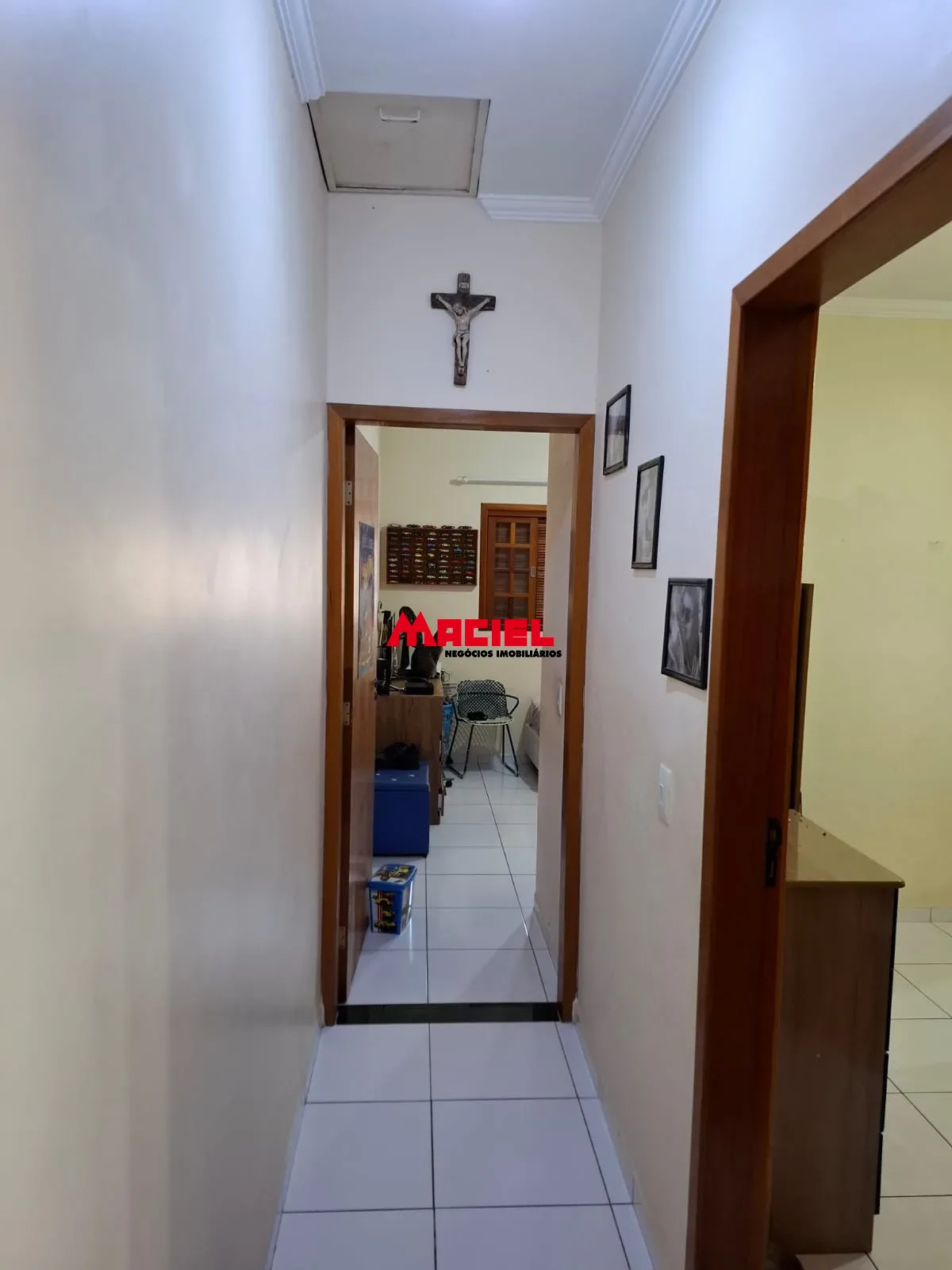 Alugar Casa / Sobrado em S&atilde;o Jos&eacute; dos Campos R$ 4.000,00 - Foto 7