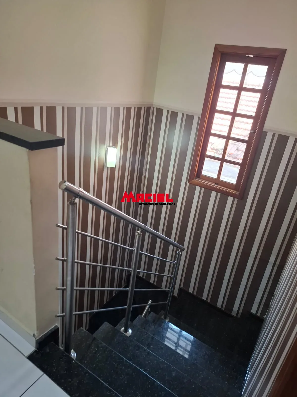 Alugar Casa / Sobrado em S&atilde;o Jos&eacute; dos Campos R$ 4.000,00 - Foto 21