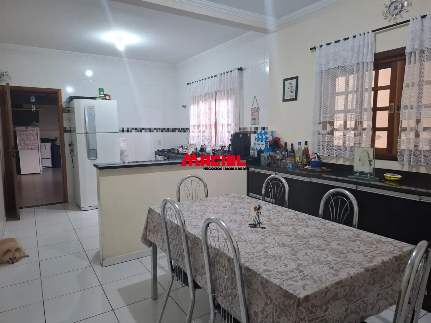 Alugar Casa / Sobrado em S&atilde;o Jos&eacute; dos Campos R$ 4.000,00 - Foto 32