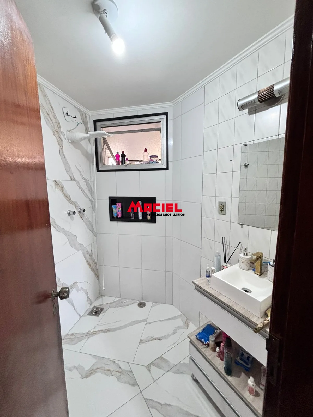 Comprar Apartamento / Padr&atilde;o em S&atilde;o Jos&eacute; dos Campos R$ 500.000,00 - Foto 11