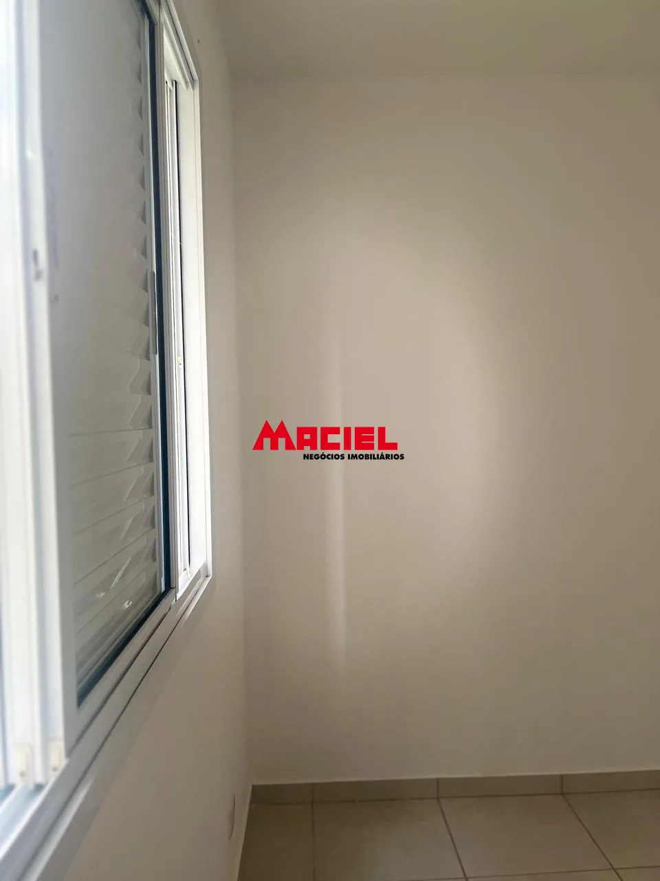 Alugar Apartamento / Padr&atilde;o em S&atilde;o Jos&eacute; dos Campos R$ 1.200,00 - Foto 10