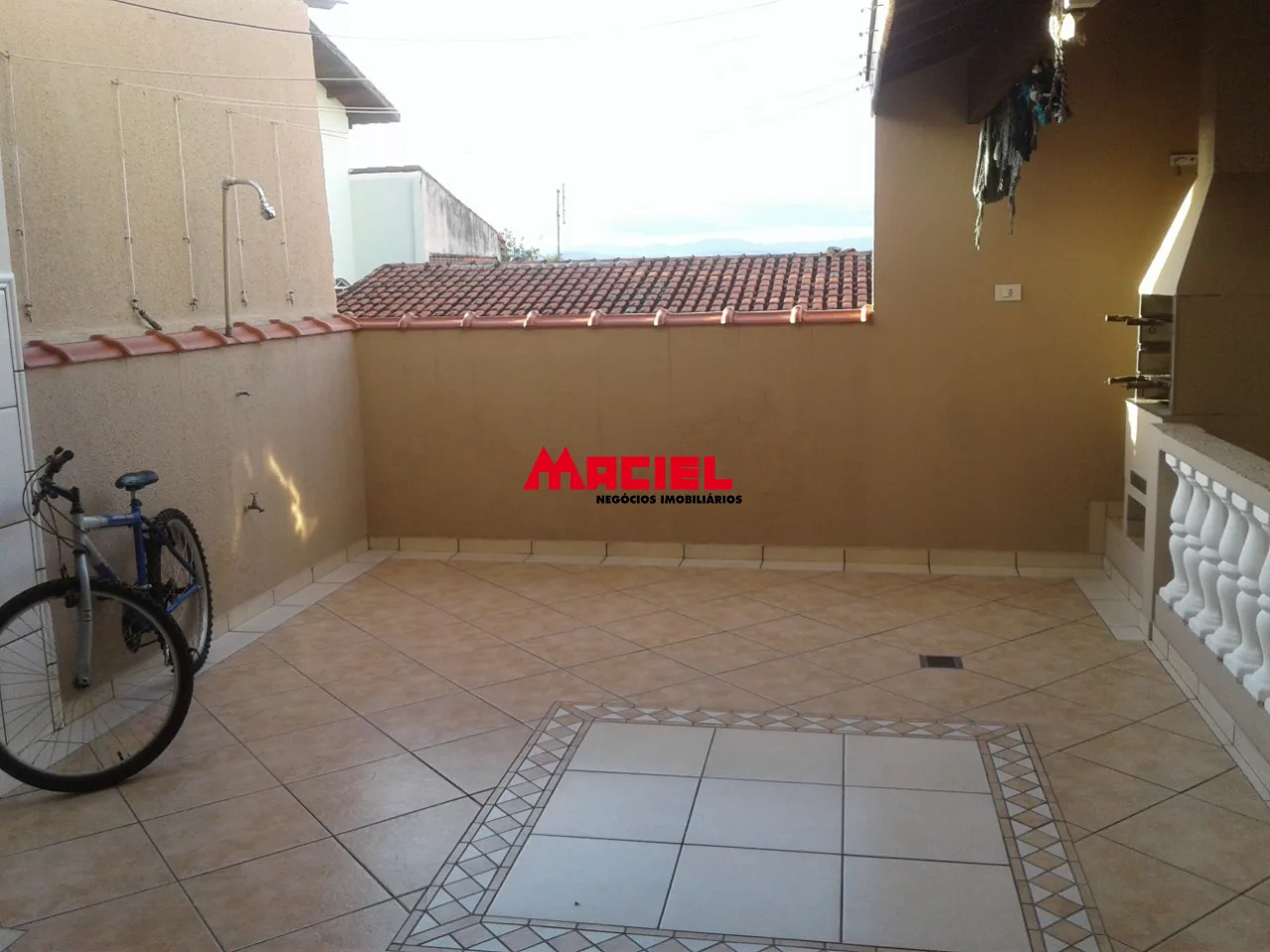 Alugar Casa / Sobrado em S&atilde;o Jos&eacute; dos Campos R$ 3.800,00 - Foto 9