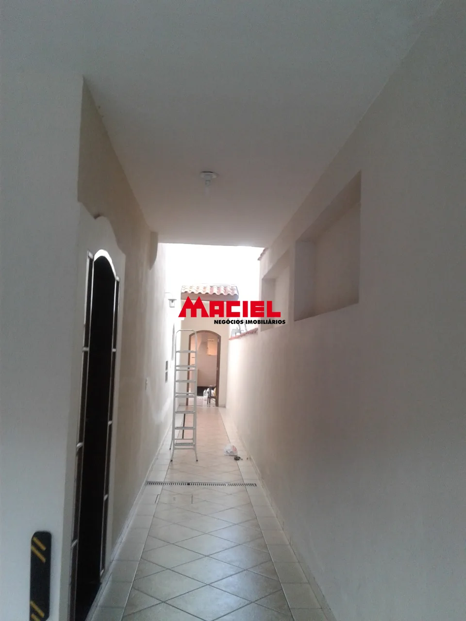 Alugar Casa / Sobrado em S&atilde;o Jos&eacute; dos Campos R$ 3.800,00 - Foto 13