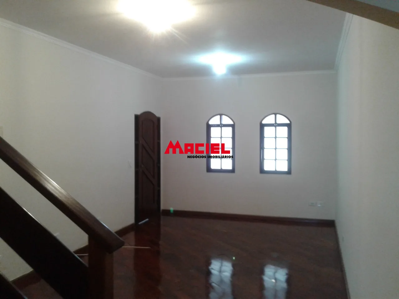 Alugar Casa / Sobrado em S&atilde;o Jos&eacute; dos Campos R$ 3.800,00 - Foto 16