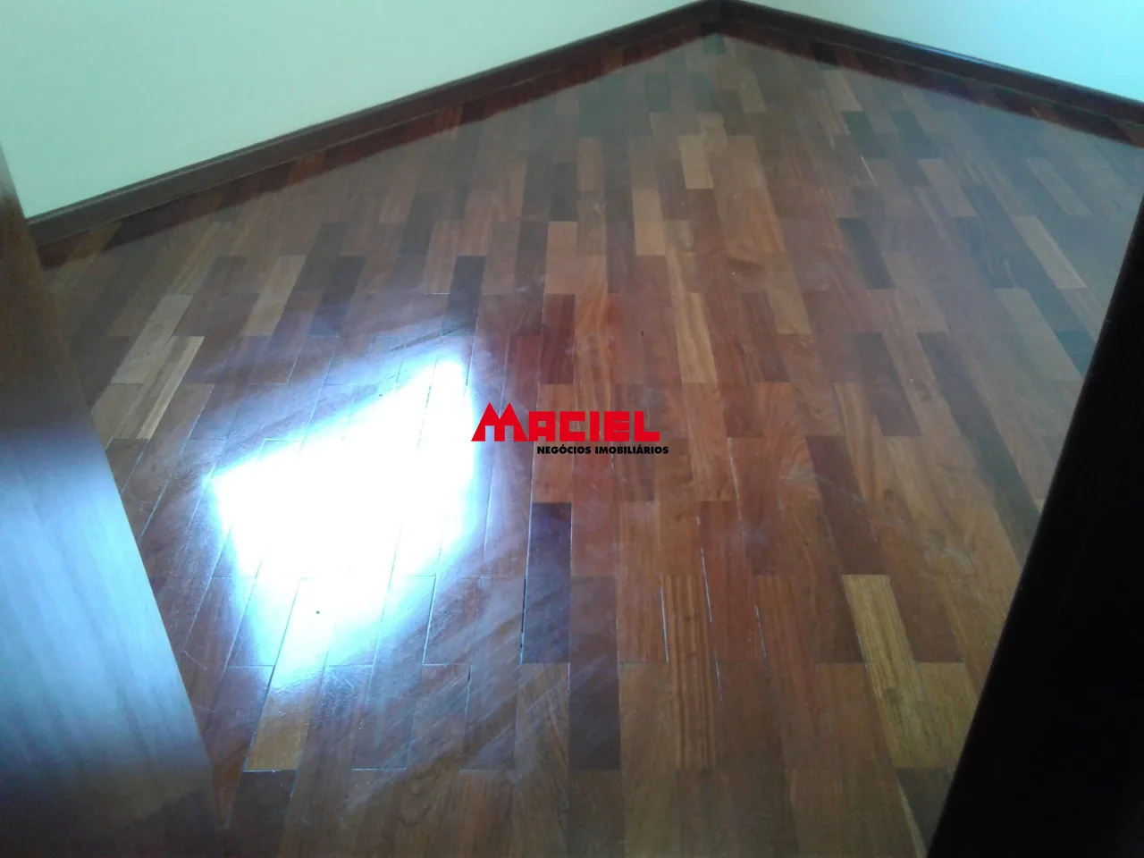 Alugar Casa / Sobrado em S&atilde;o Jos&eacute; dos Campos R$ 3.800,00 - Foto 19