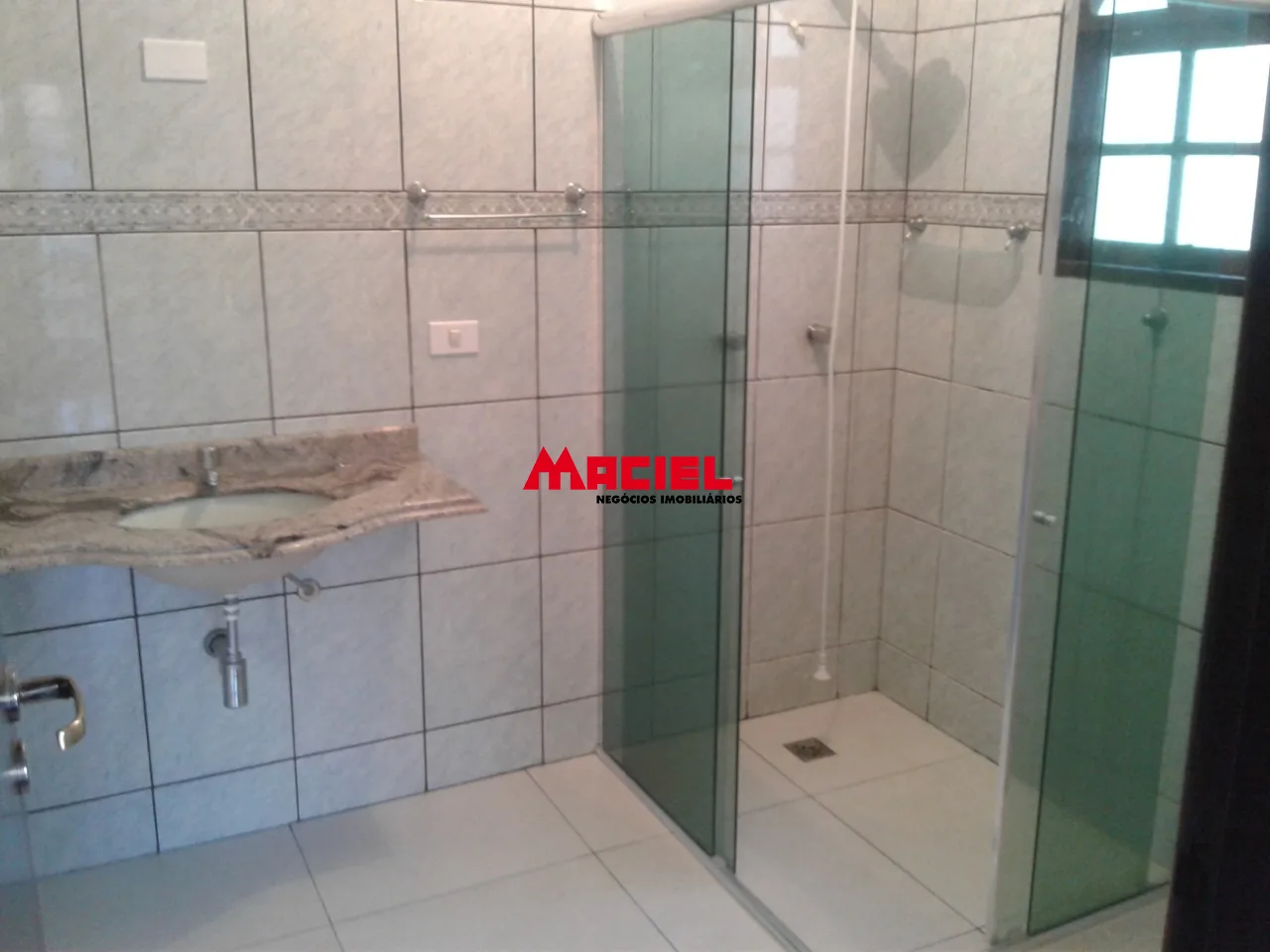 Alugar Casa / Sobrado em S&atilde;o Jos&eacute; dos Campos R$ 3.800,00 - Foto 21