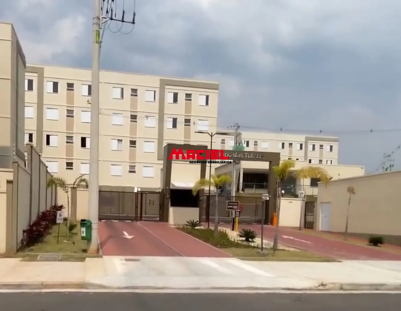 Comprar Apartamento / Padr&atilde;o em S&atilde;o Jos&eacute; dos Campos R$ 215.000,00 - Foto 1