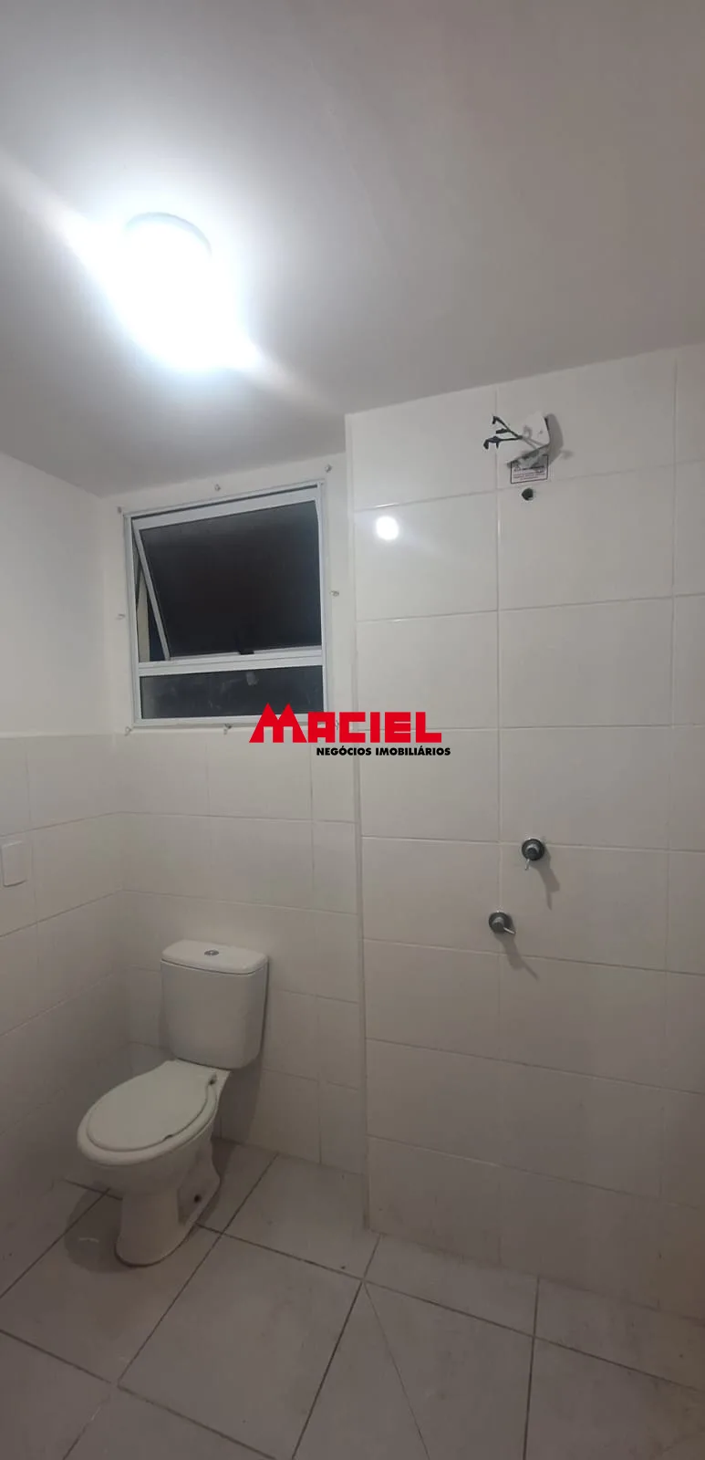 Comprar Apartamento / Padr&atilde;o em S&atilde;o Jos&eacute; dos Campos R$ 215.000,00 - Foto 3