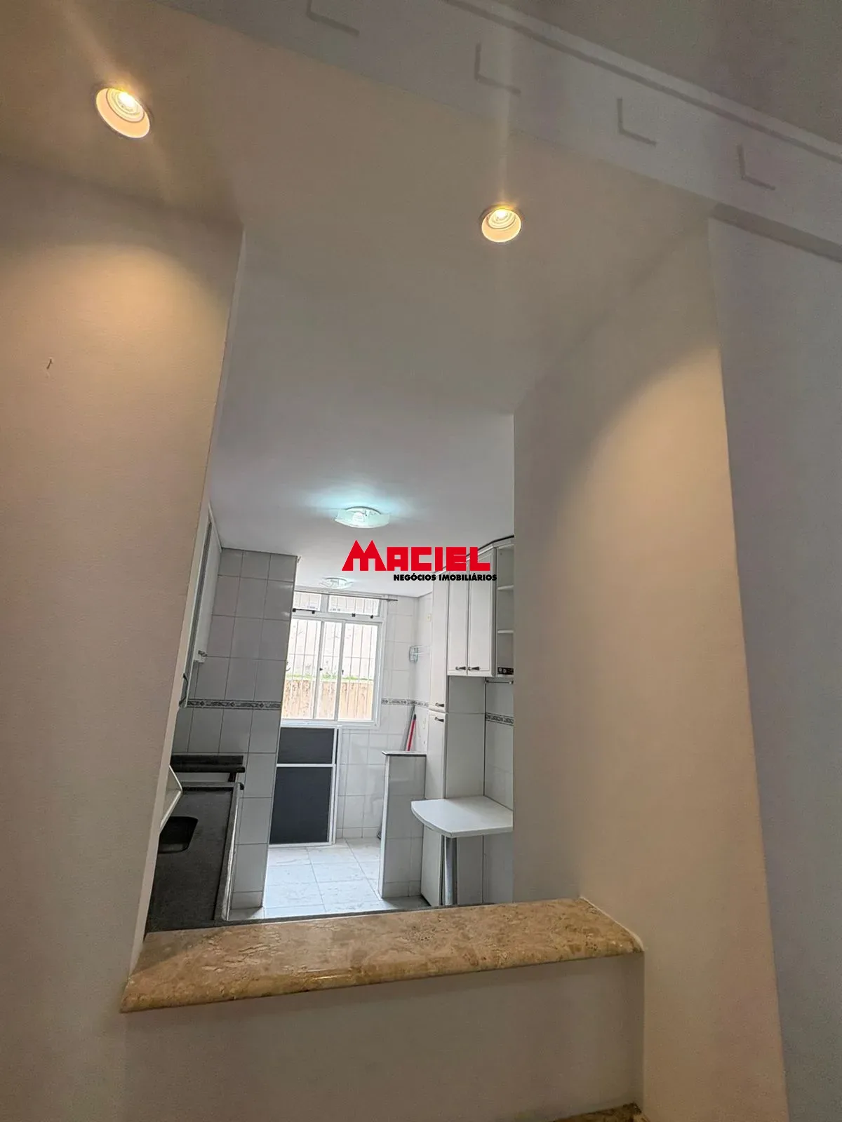 Alugar Apartamento / Padr&atilde;o em S&atilde;o Jos&eacute; dos Campos R$ 2.200,00 - Foto 2