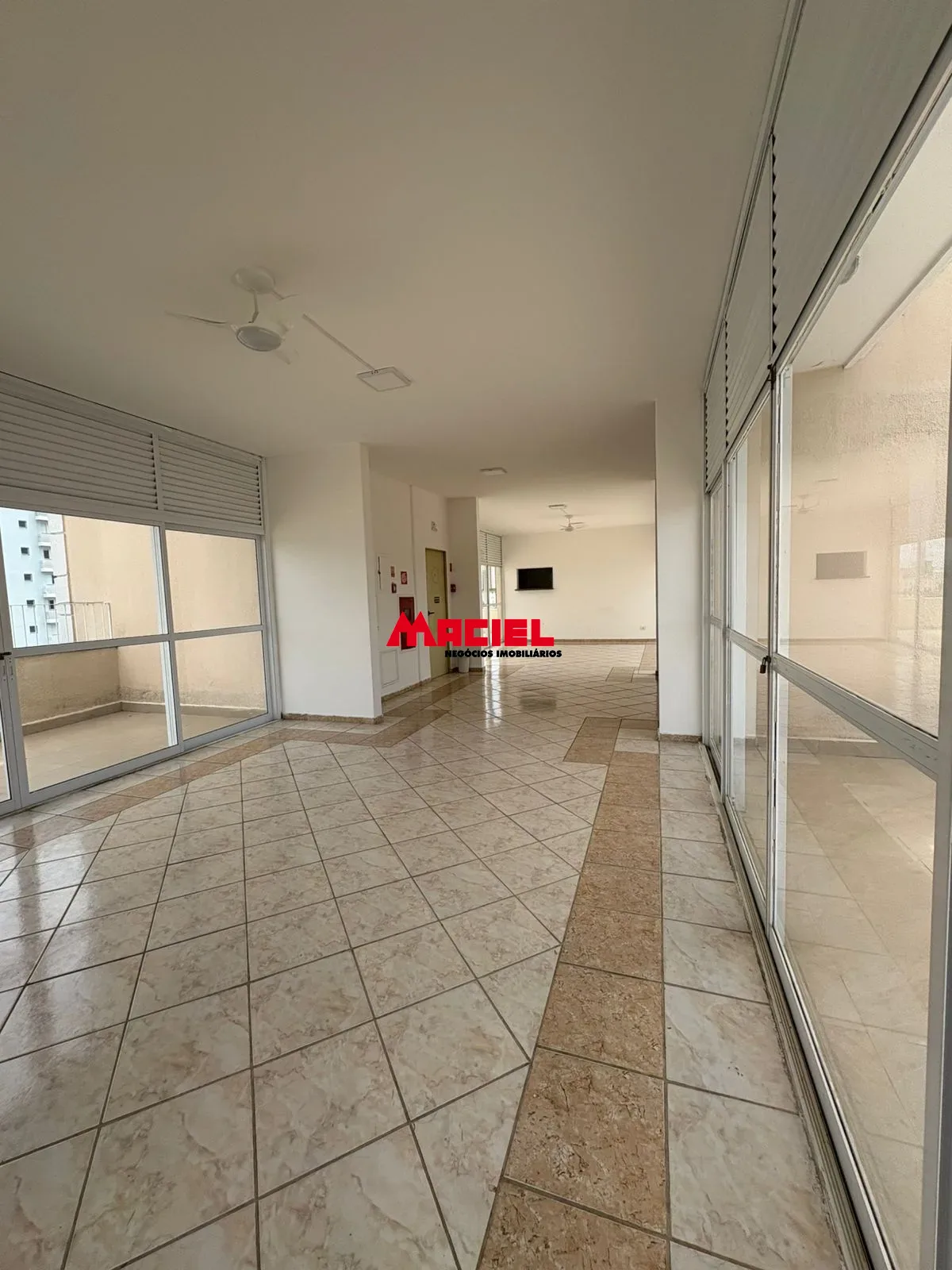 Alugar Apartamento / Padr&atilde;o em S&atilde;o Jos&eacute; dos Campos R$ 2.200,00 - Foto 26