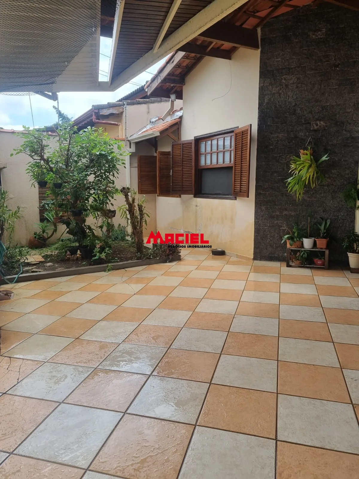 Comprar Casa / Padr&atilde;o em Jacare&iacute; R$ 680.000,00 - Foto 2