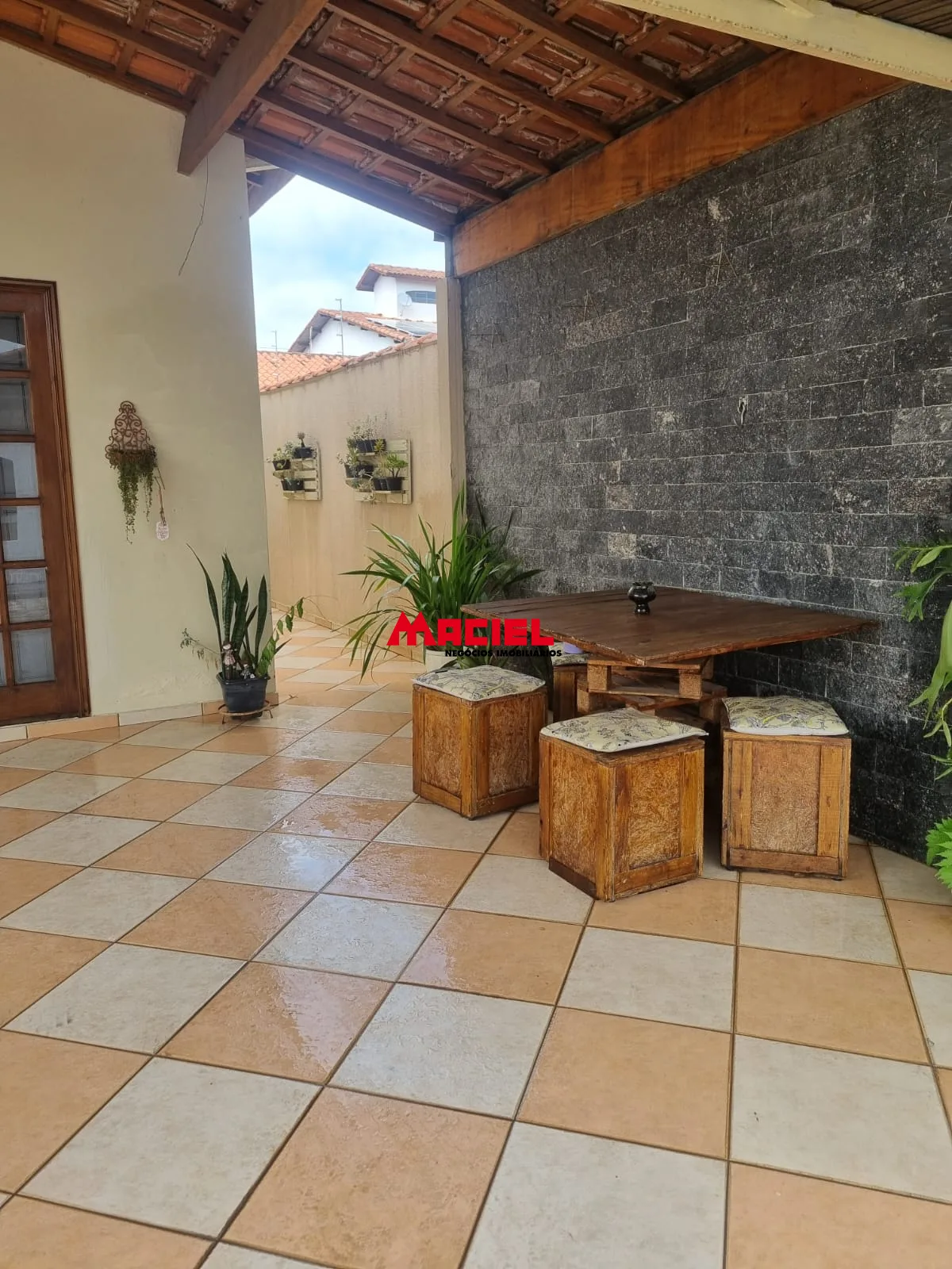 Comprar Casa / Padr&atilde;o em Jacare&iacute; R$ 680.000,00 - Foto 3